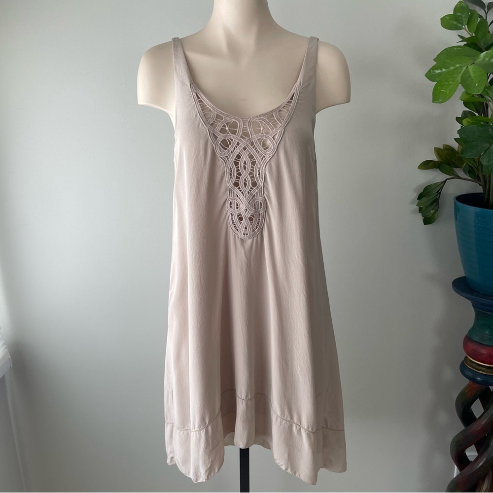 Wilfred 100% Silk Cream Lace-Detail Dress